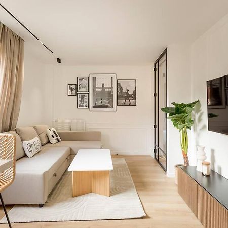 Luxurious 3 Min Walk From Eiffel Tower Apartamento Paris Exterior foto