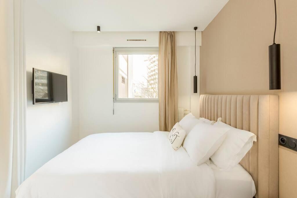 Luxurious 3 Min Walk From Eiffel Tower Apartamento Paris Exterior foto